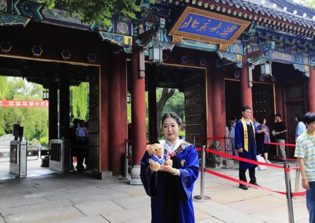 老师发火：能录取清北为啥不报？3位高考生说：我的高考，我做主