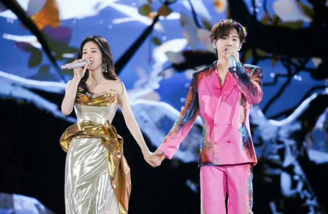 工作室发文纪念张碧晨出道11周年:不必回头