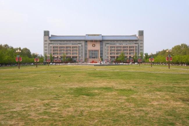 张雪峰488分上郑州大学，黑龙江考生389分捡漏郑大