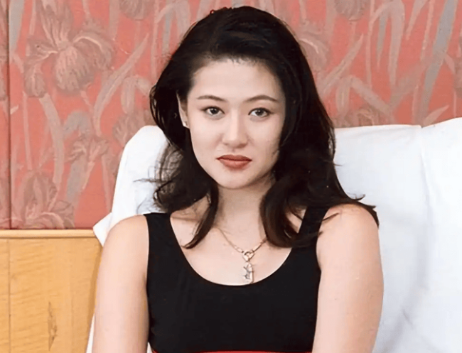 蔡澜助理辟谣胁迫陈宝莲:女方拍摄的时候成年了