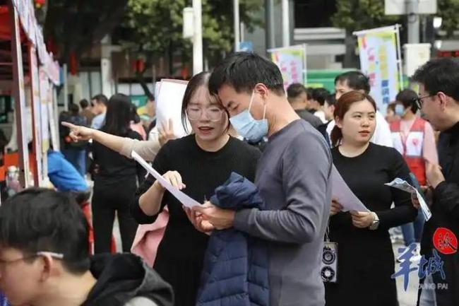 招的不是老师，是面子：中学招聘满眼是名校，师范生被彻底挤下桌