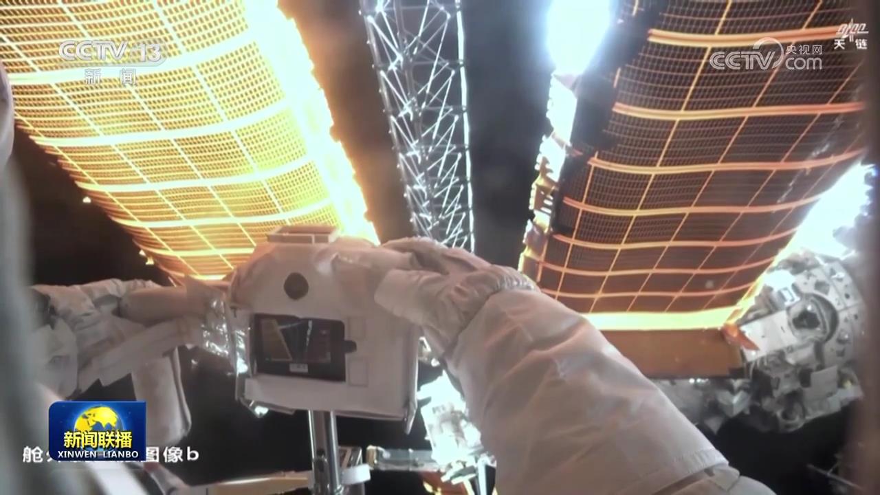 /> </p> <p> в представленном экипаже