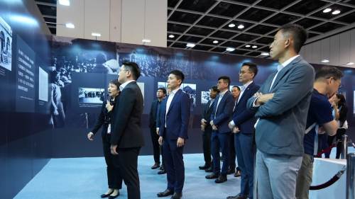 圖集｜懲教署一行參觀抗戰80周年巡展