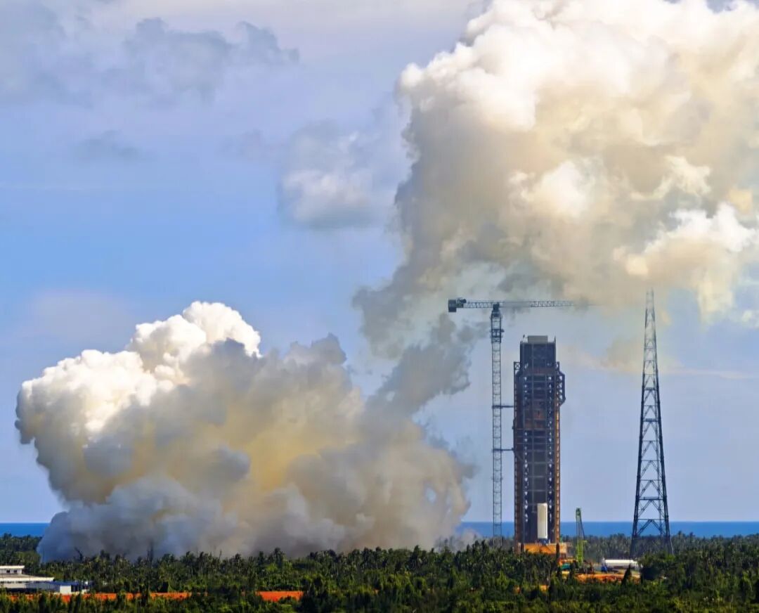 /> </p> <p> Длинный марш 10-й сериал. Идея постепенной и постепенной проверки, а также две цели проверки производительности, утилизации и повторного использования проверки эффективности энергосистемы первой стадии семи самолетов. Цель состоит в том, чтобы получить реальную характеристики среды нагрузки первой стадии семи самолетов в параллельном рабочем состоянии и проверить рабочие процедуры секции восстановления. Это важное средство для освобождения риска первого полета. </p> <p> В настоящее время развитие пилотируемых лунных проектов в моей стране продвигается гладко. С середины июня в этом году соответствующая тестовая работа была реализована в нескольких линиях и интенсивно. Mengzhou, укомплектованный космическим кораблем, Lunyue Lander, Long 10 марта, стартовым носителем серии и т. Д. Сделал удовлетворительный прогресс один за другим. Строительство соответствующих вспомогательных объектов и оборудования на запускной станции Wenchang Aerospace постоянно продвигается. В будущем долгосрочная серия пусковых транспортных средств будет выполнять работу по проверке летных испытаний один за другим. </p> <!-repast.body.end->               </div>
              
          </div>
          
          <!--<div class=