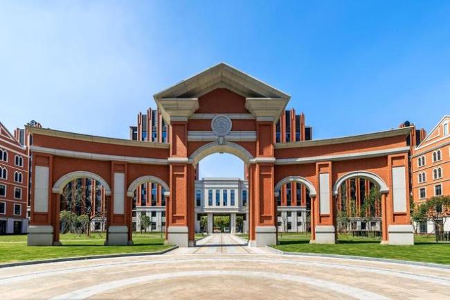 2025年985高校保研率排名：中科大第三浙大第十一，前十名是谁？