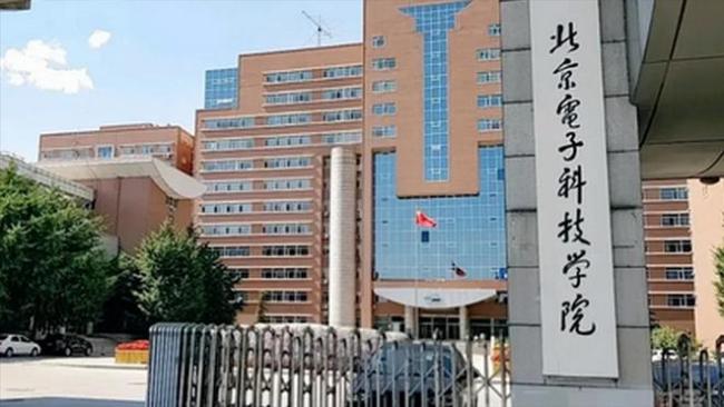 这所高校不一般, 毕业生90% 以上成为国家公务员