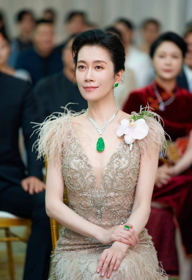 温峥嵘回应卖面膜争议:公安机关已刑事立案