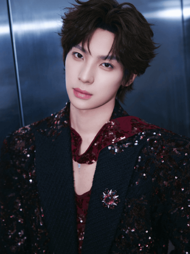 遭“七问”指控私生活混乱 颜安粉丝团辟谣出轨