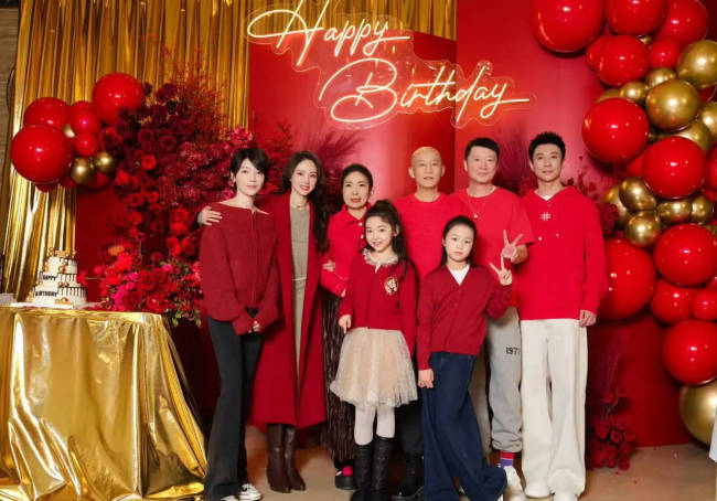 小酒窝给张维伊的生日祝福曝光：祝没那么多黑料