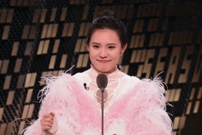 谢依霖吐槽董璇老公：婚前说不要婚后又说要孩子