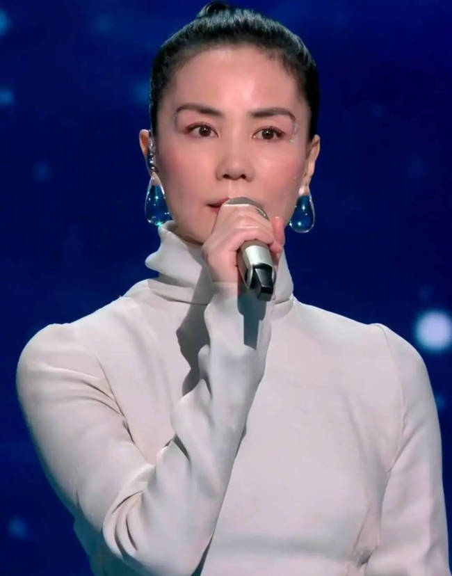 邱黎宽回应邀请王菲开演唱会：她没有特别想做巡演